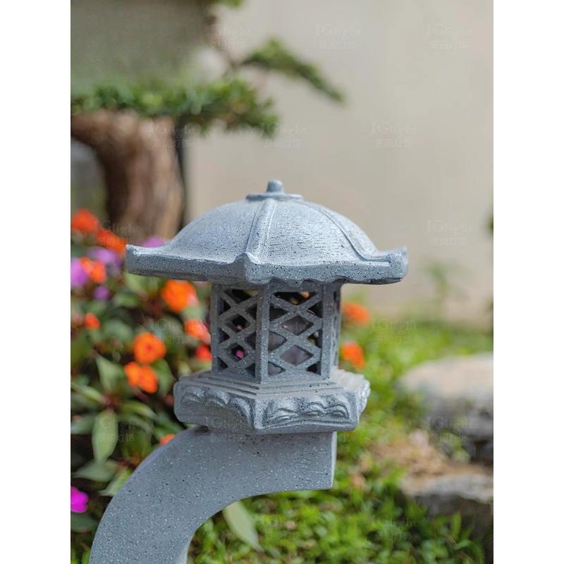 Outdoor Chinese stone lantern  - Gardening Hand Tools B&Q recensie en prijs