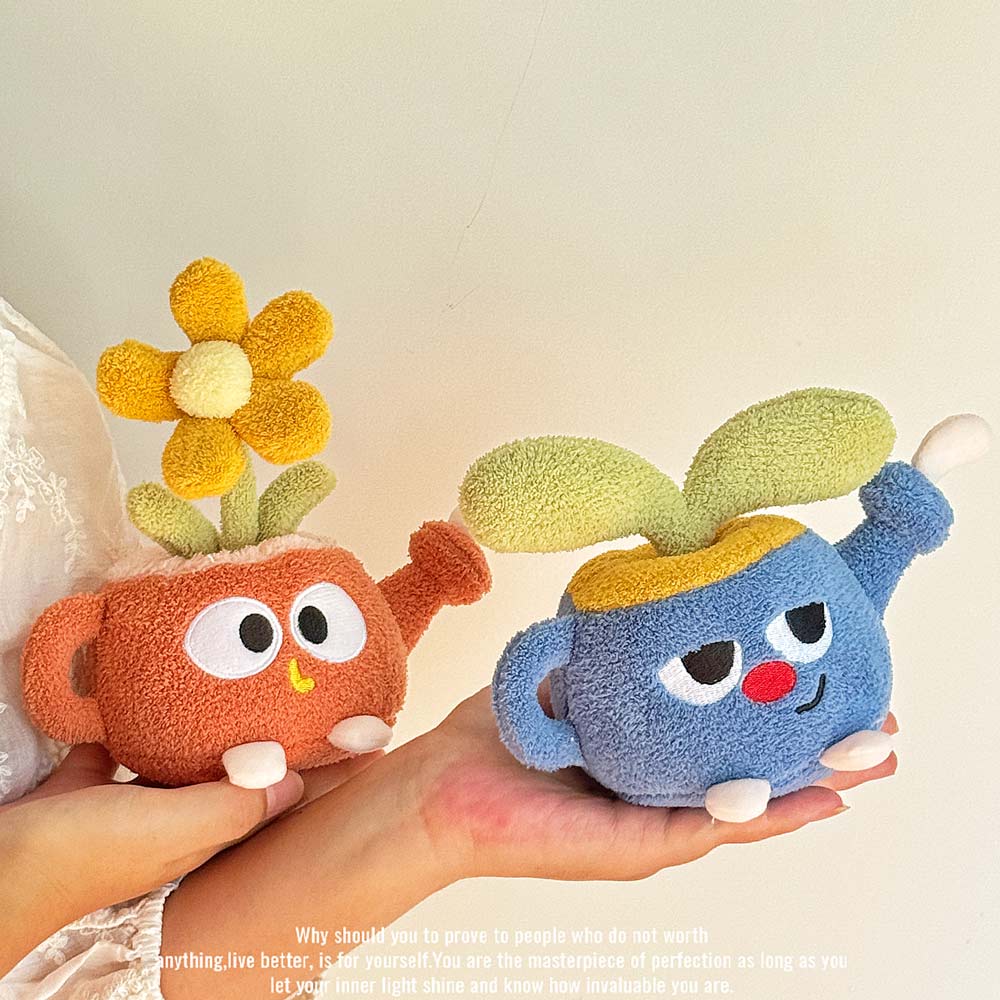 Cute Smiley Planter Plush Toy  - Gardening Tools Cute recensie en prijs